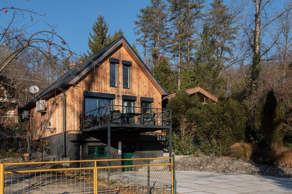 Property building, Spring