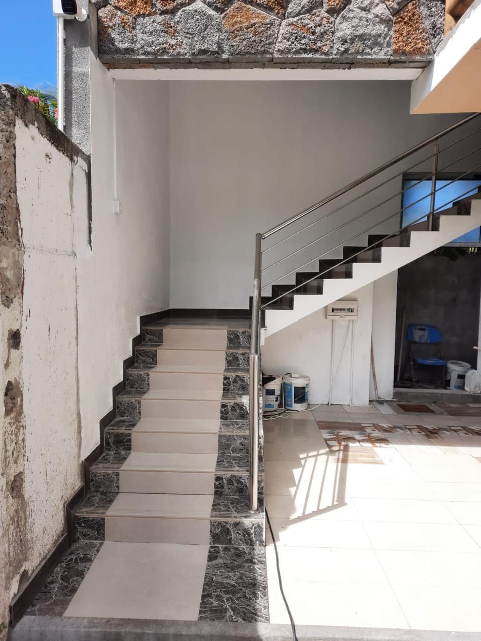 Facade/entrance