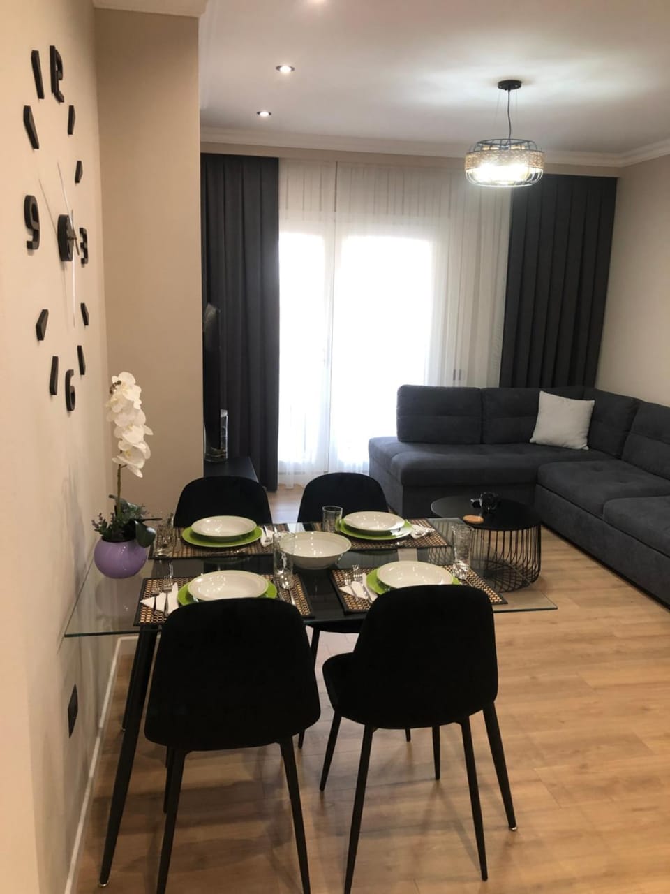 Living room, Dining area