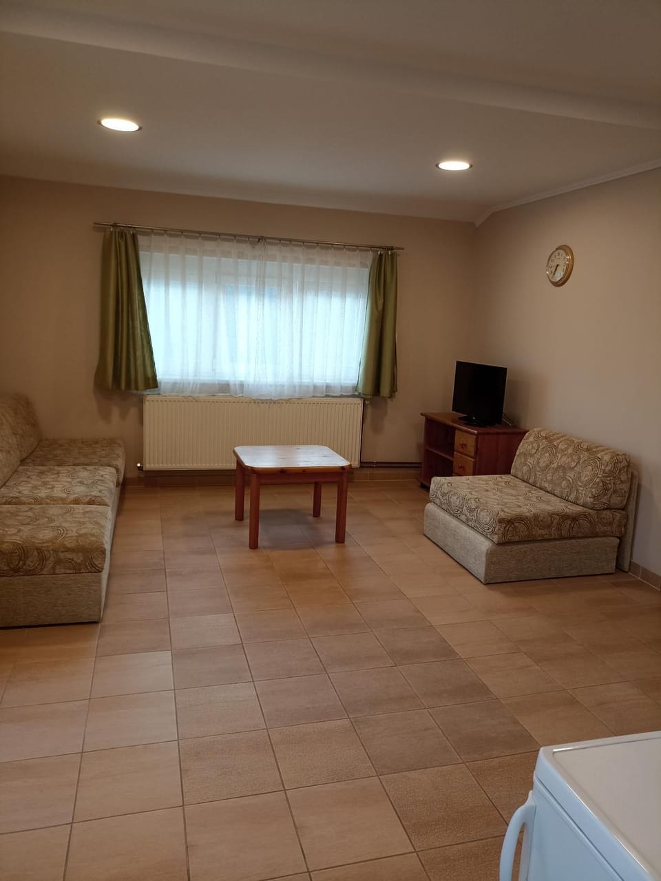 Bor Apartmanház Apartment in Hungary