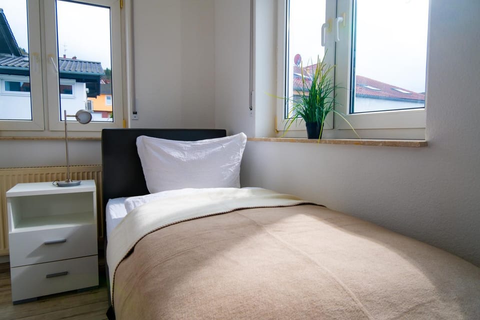 Bed, Living room