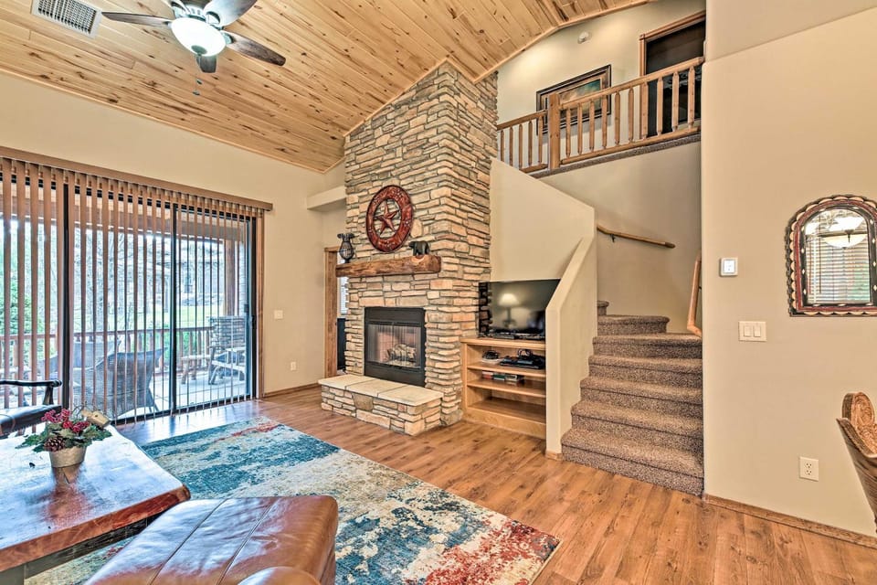 < 1 Mi to Torreon Golf Club: Show Low Condo House in Show Low