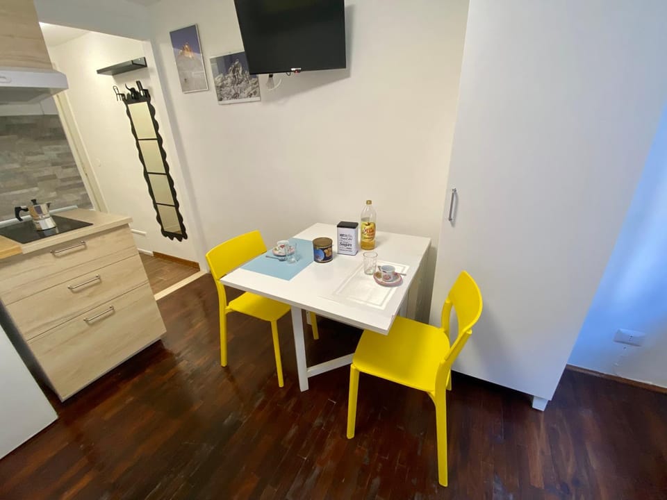 Luna's Cozy Apartment, skiin skiout in centre Apartment in Breuil-Cervinia