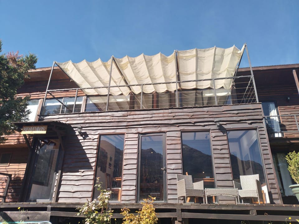 Refugio Los Cipreses Hotel Country House in Los Lagos, Chile
