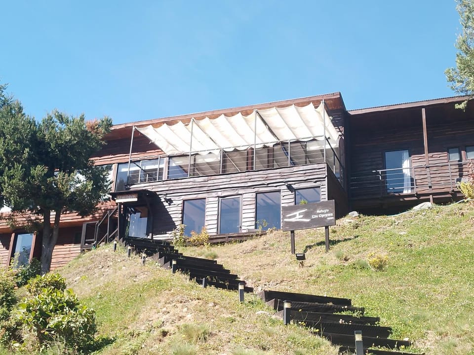 Refugio Los Cipreses Hotel Country House in Los Lagos, Chile