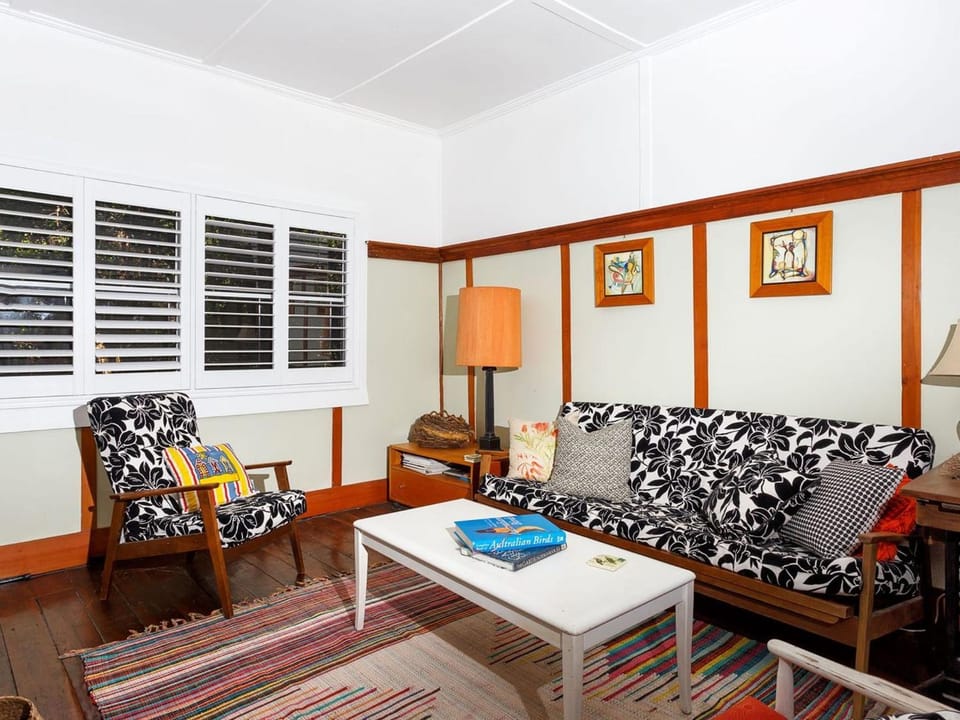 Witts Oasis Two traditional Tea Gardens cottages House in Hawks Nest