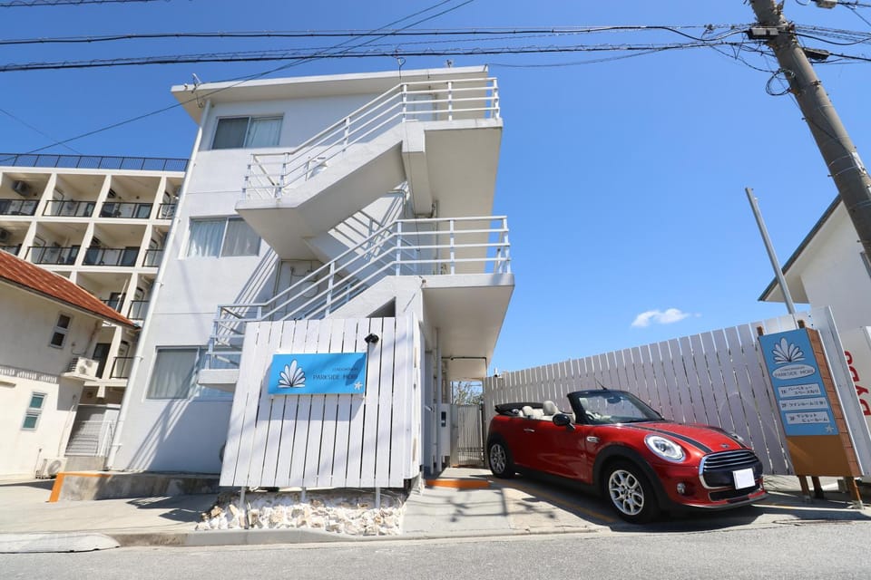 Property building, Day, Parking