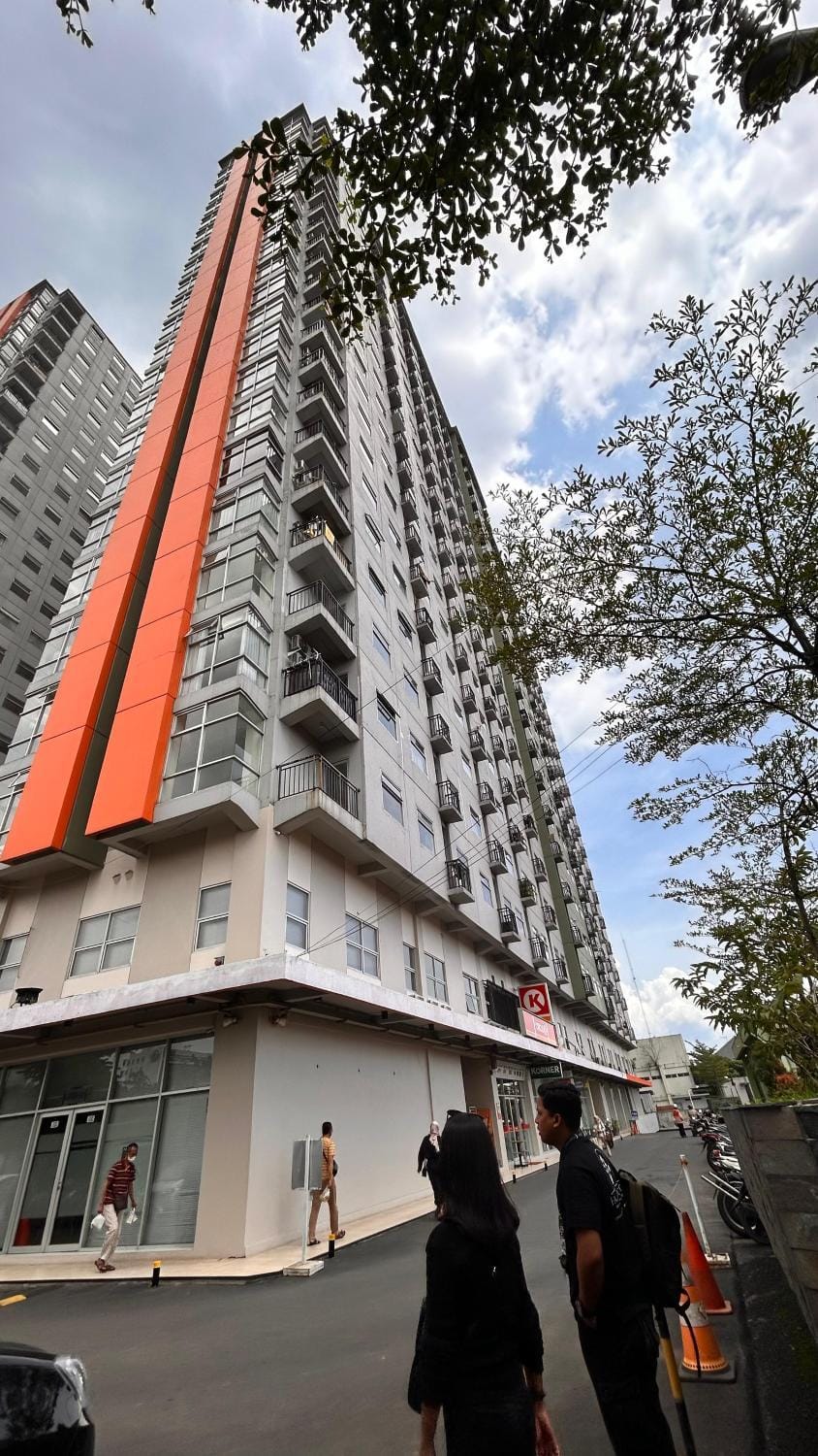Property building, City view