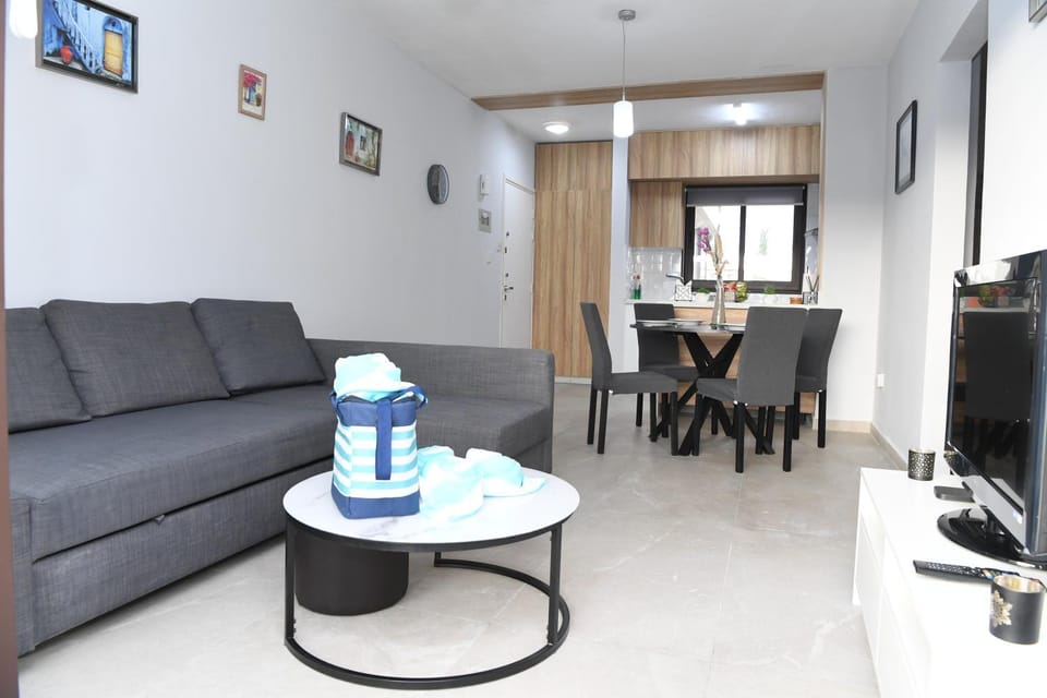 Alexis Apartments - Nice 2-bedroom with swimming pool Apartment in Paphos