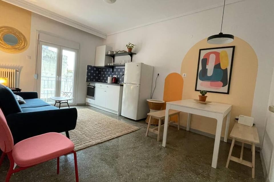 2 Mon-keys Apartment in Thessaloniki