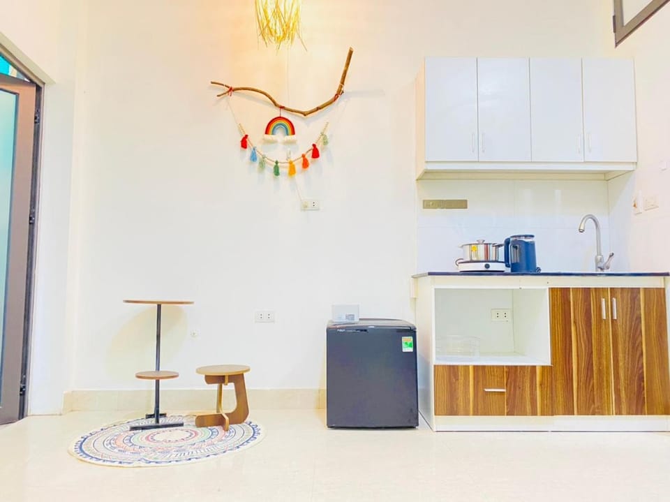 Kitchen or kitchenette, stove