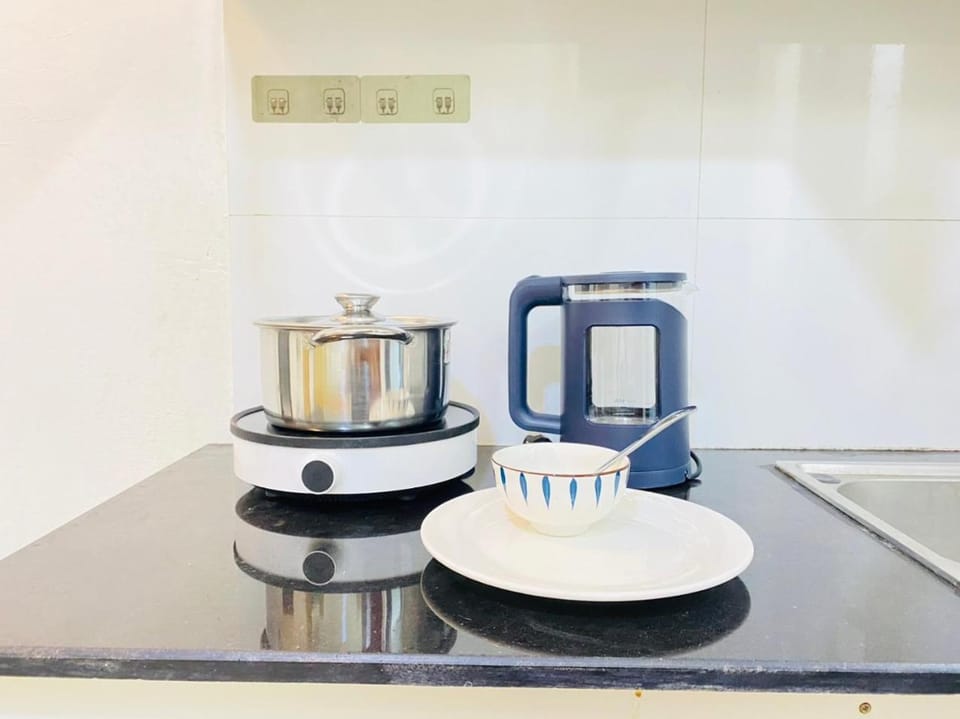 Coffee/tea facilities, Kitchen or kitchenette