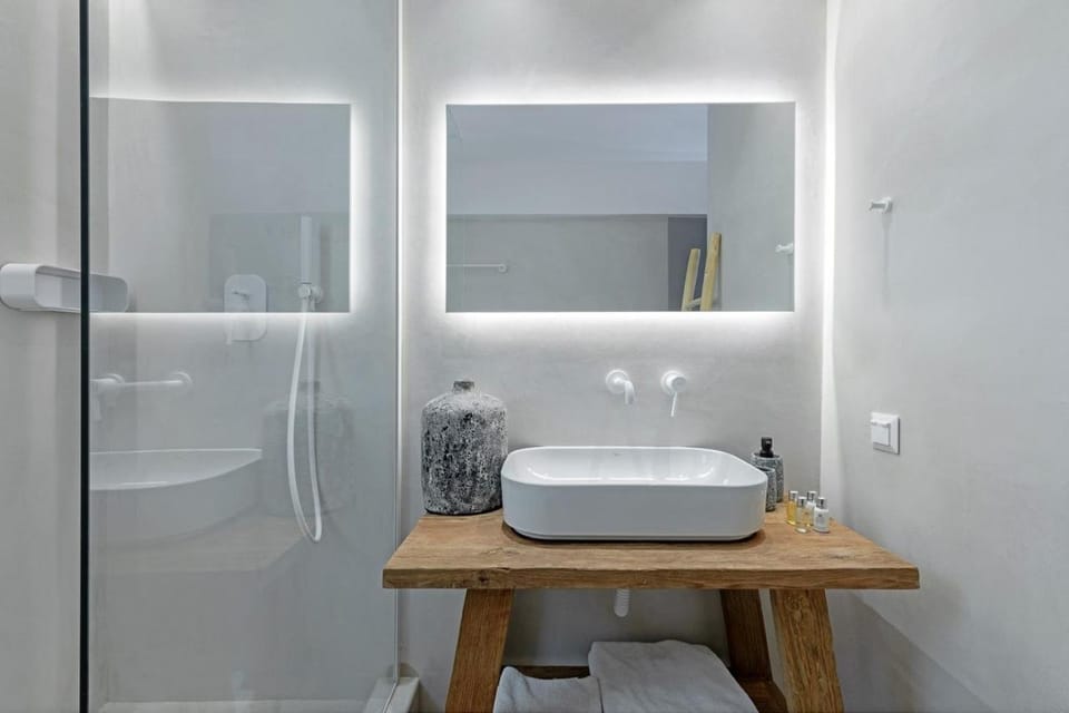 Boho Sapiens Marina - Blue Perlite, Adamas Port Apartment in Milos