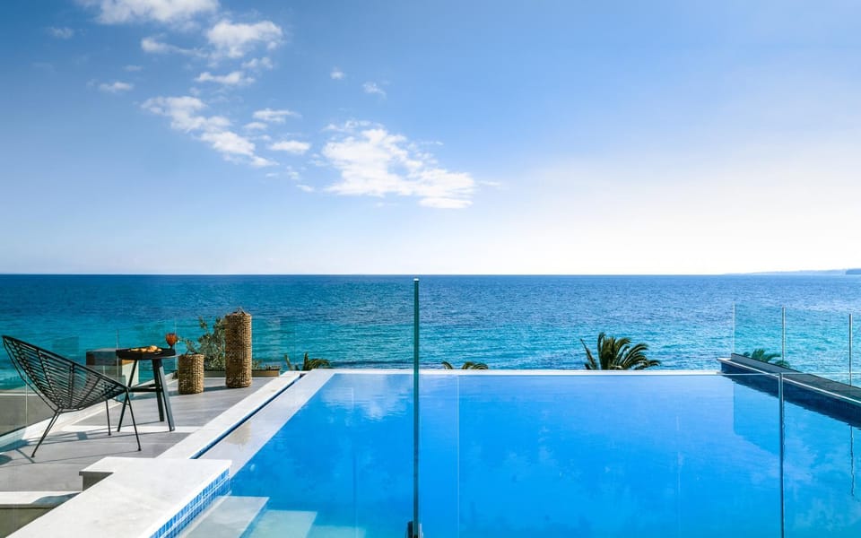Sea view, Swimming pool