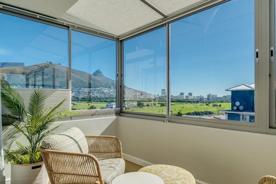 Seating area, Mountain view