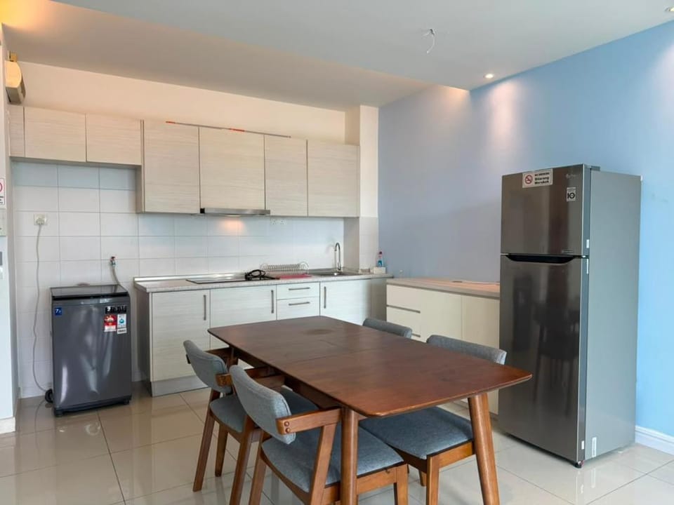 4 to 6 Pax Muji Penthouse Johor Bahru Paradigm UTM Apartment in Johor Bahru
