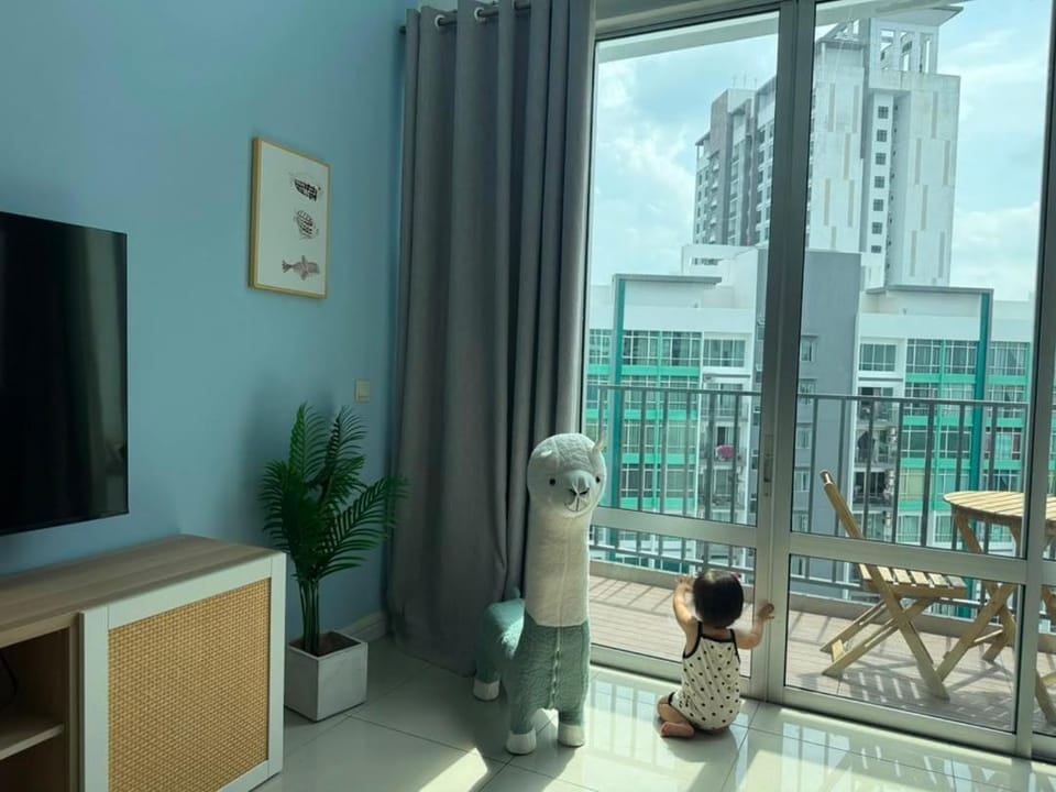 4 to 6 Pax Muji Penthouse Johor Bahru Paradigm UTM Apartment in Johor Bahru