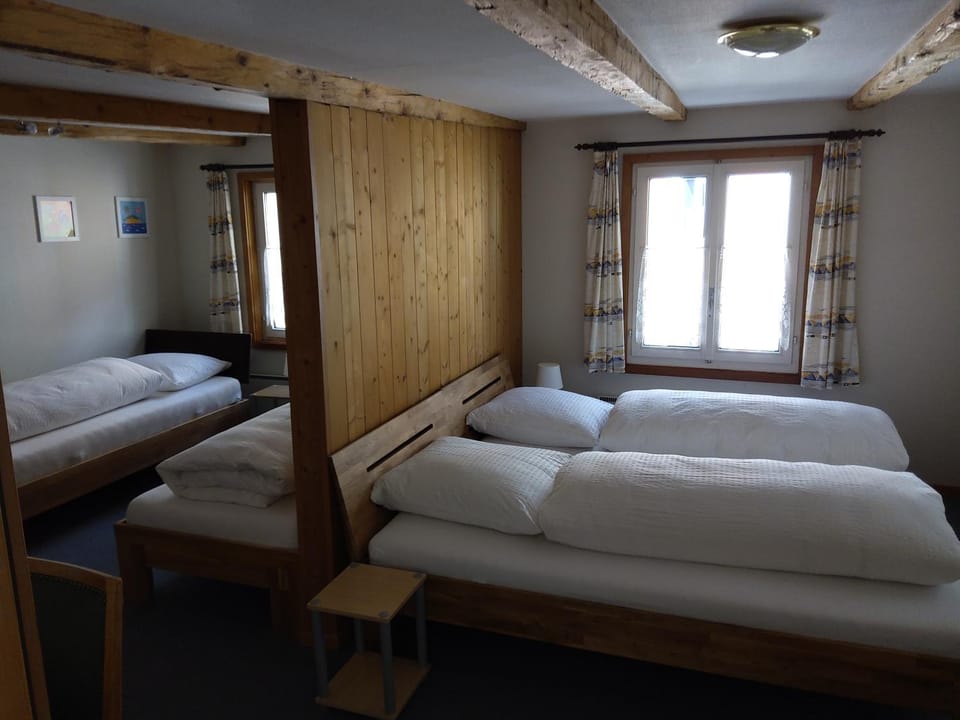 Hotel Gotthard Bed and Breakfast in Switzerland