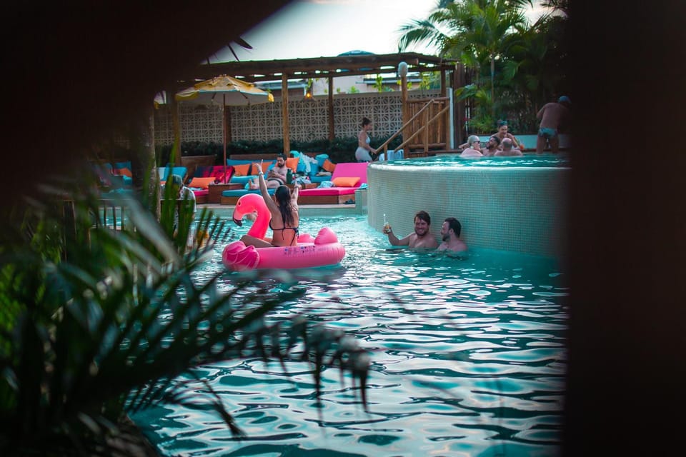 Pool view, Swimming pool, group of guests