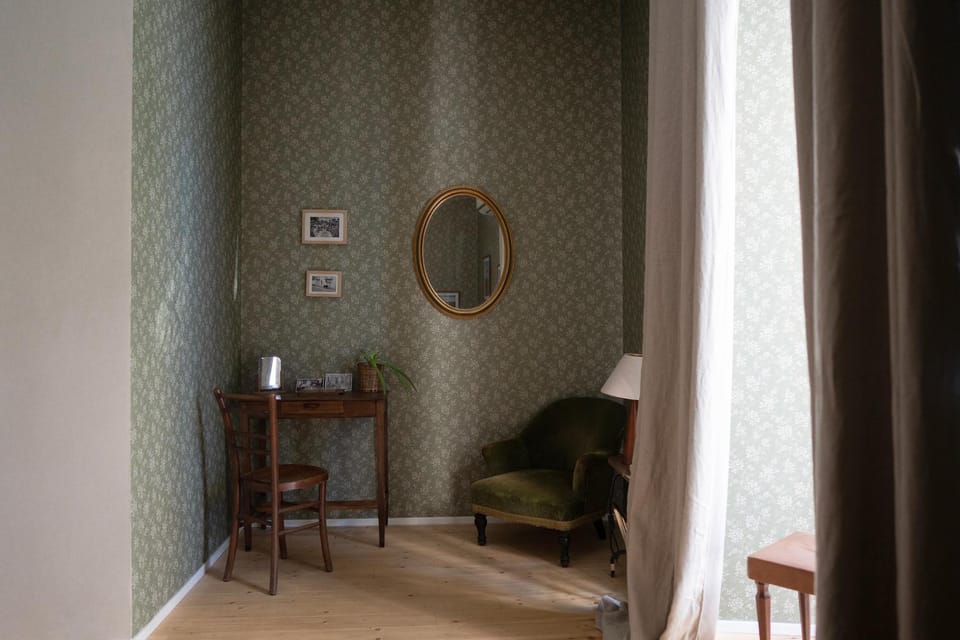 Casa Vayu - Rooms & Garden Bed and Breakfast in Naples
