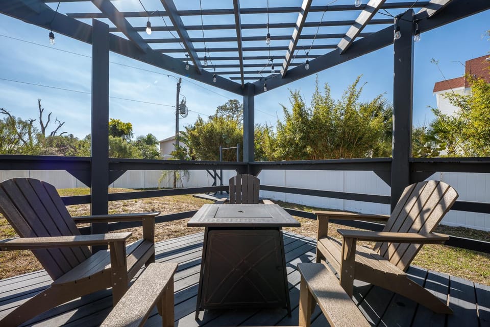 Patio, Seating area