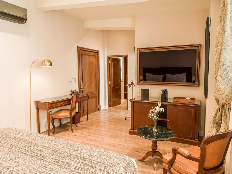 TV and multimedia, Coffee/tea facilities, Bedroom