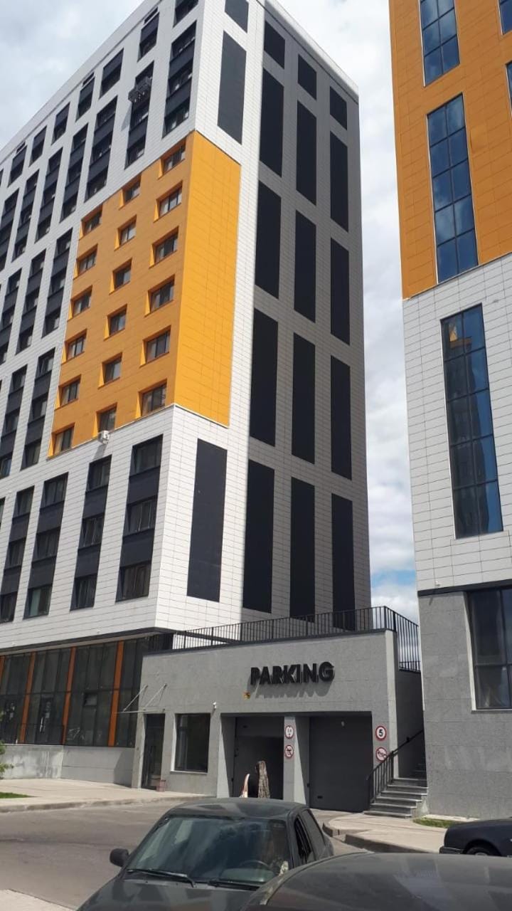 Property building, Facade/entrance