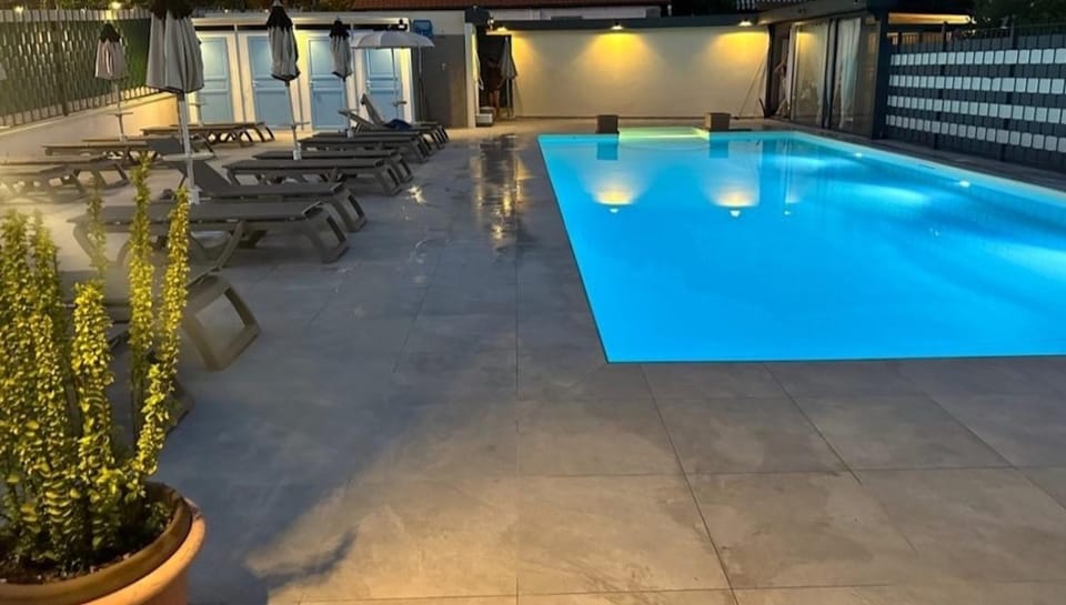 Property building, Swimming pool