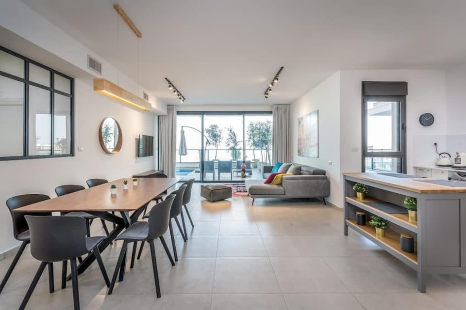 חופש יהונתן-סוויטת גן עם בריכה פרטית 2 Hofesh Yehonatan Michelangelo garden pool Apartment in Tiberias