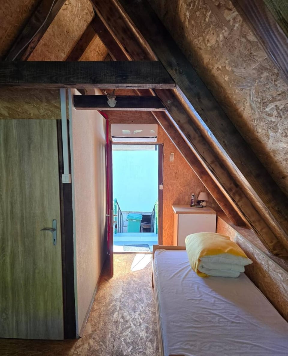 Alfa Apartment in Lika-Senj County