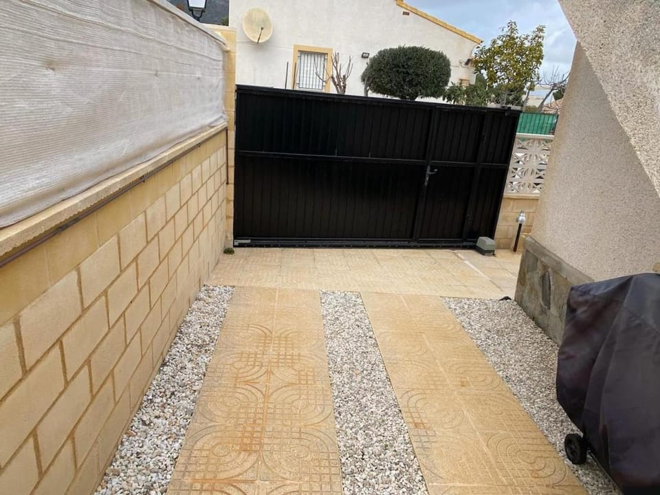 Alberca La Nucia House in Marina Baixa