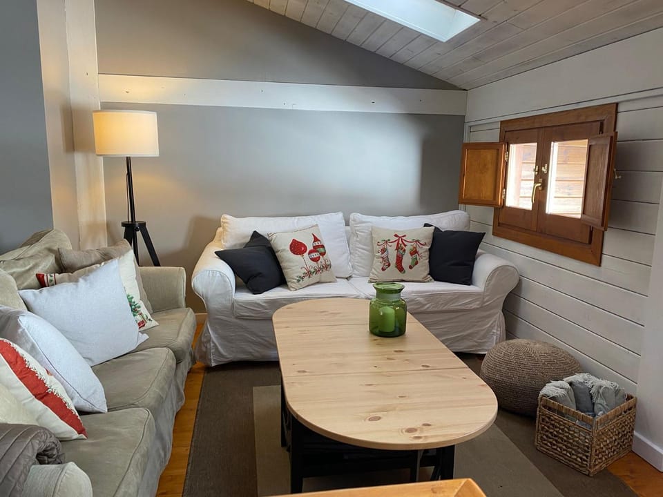 Acogedora Buardilla duplex 6 pax Apartment in Andorra