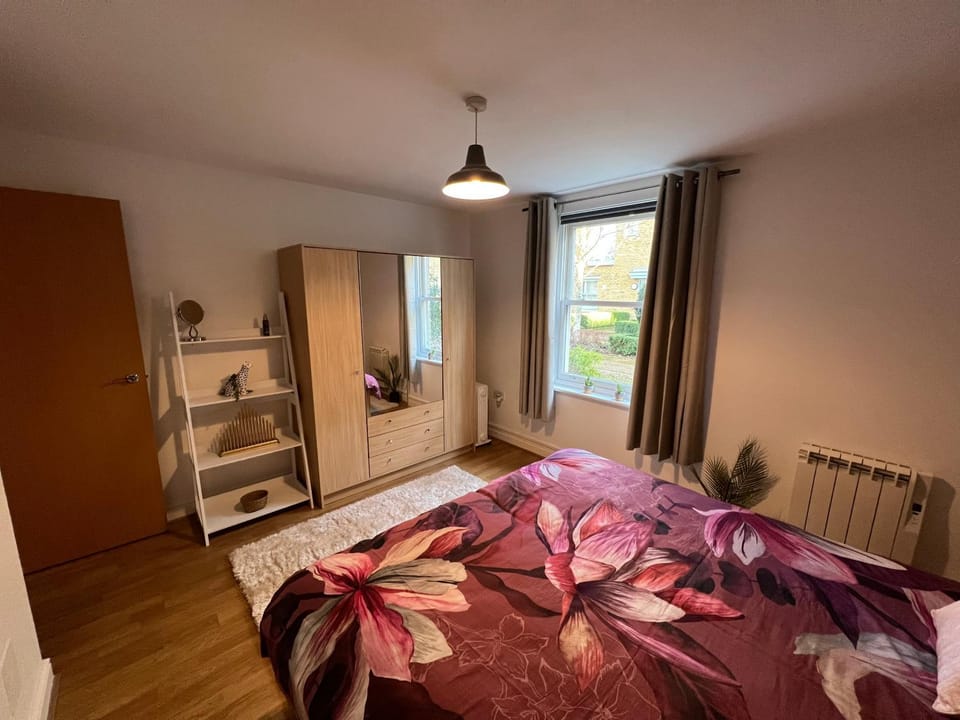 1 Bedroom Ground Floor Apartment ,Close to Centre,Parking Apartment in Canterbury