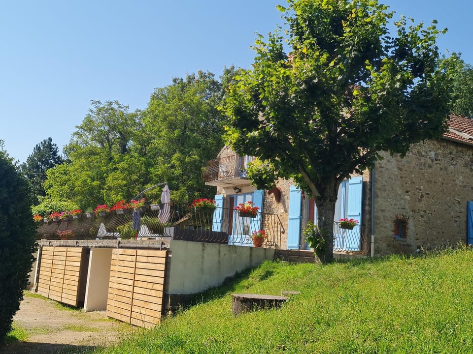 Le Domaine du Crescent House in Bourgogne-Franche-Comté