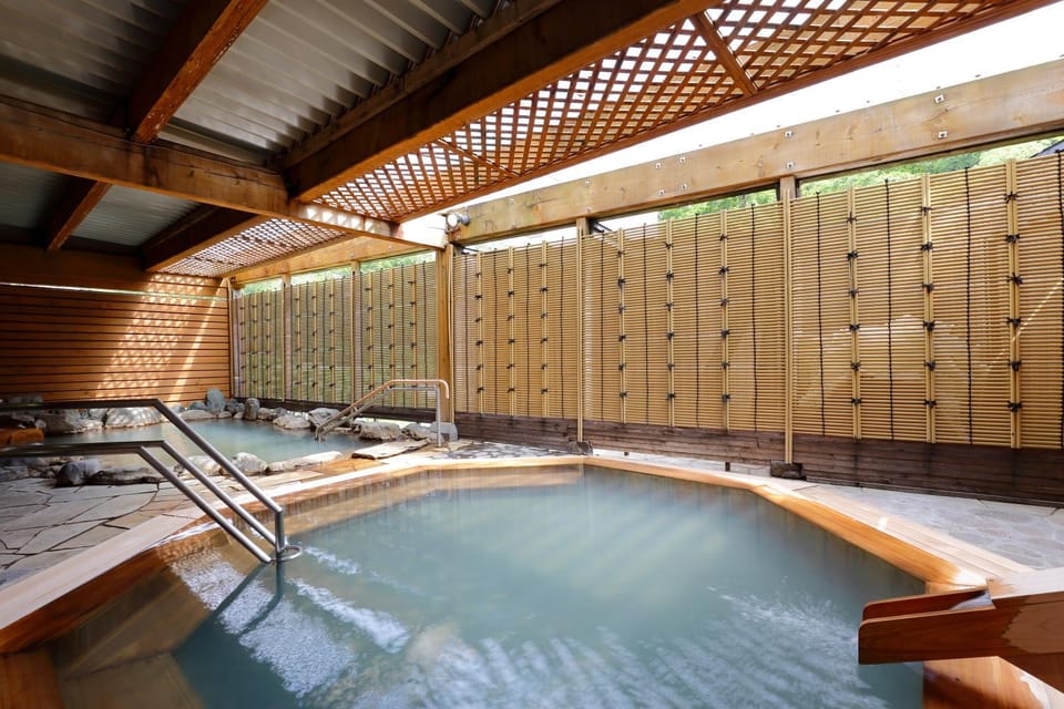 Hot Spring Bath, Public Bath