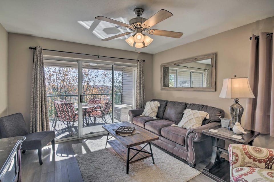 Modern Resort Condo ~ 3 Mi to Branson Landing House in Ozark Mountains