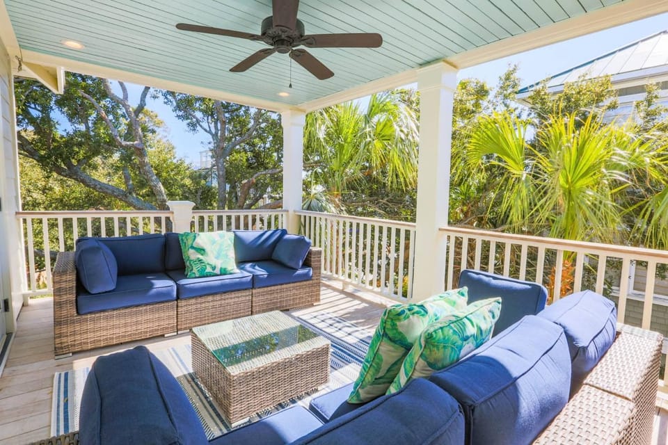 Deja Blue House in Isle of Palms