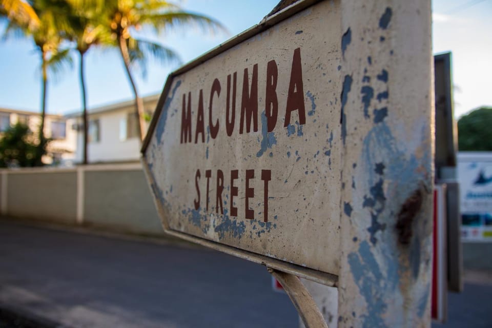 Day, Text overlay, Street view