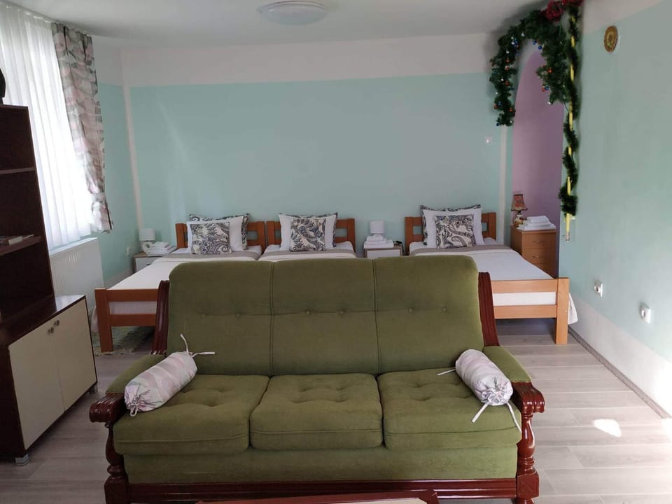 Living room, Bedroom