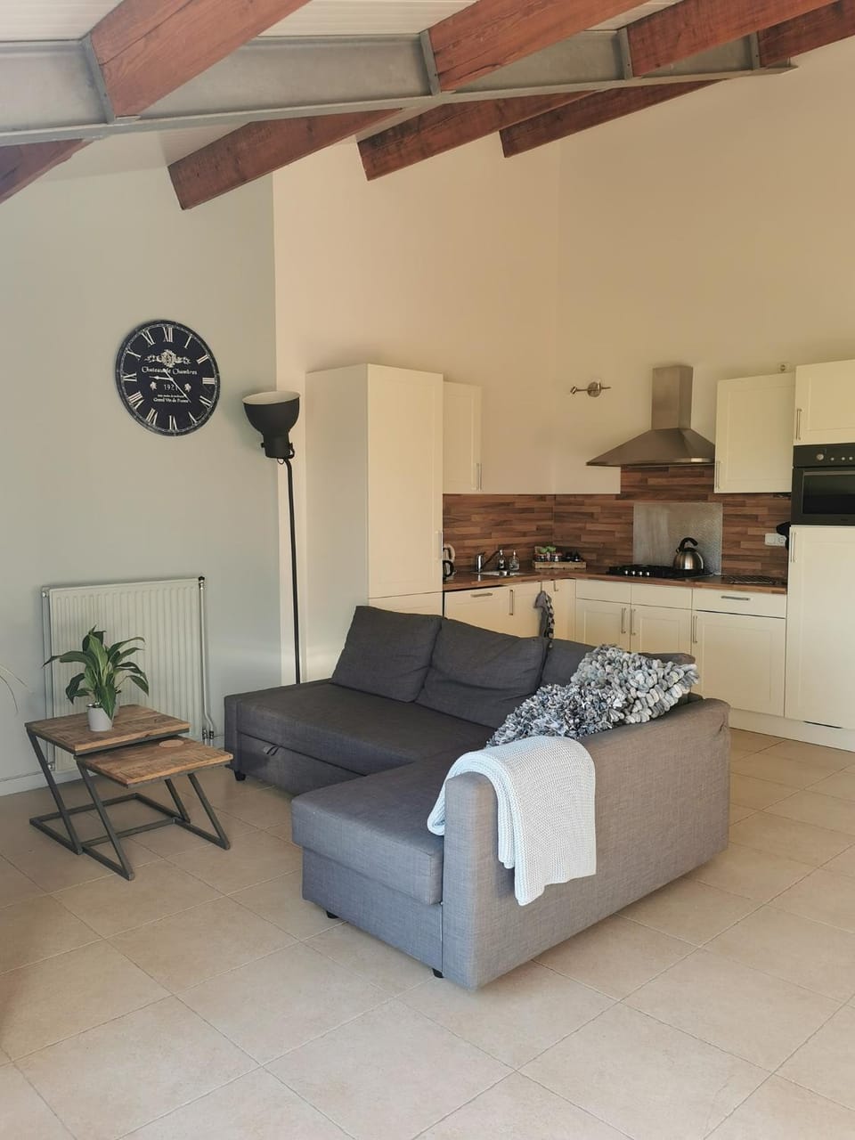 Seating area, kitchen