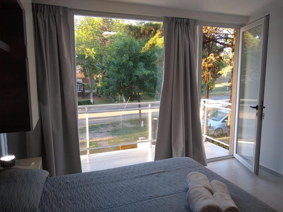 Bed, View (from property/room), Balcony/Terrace