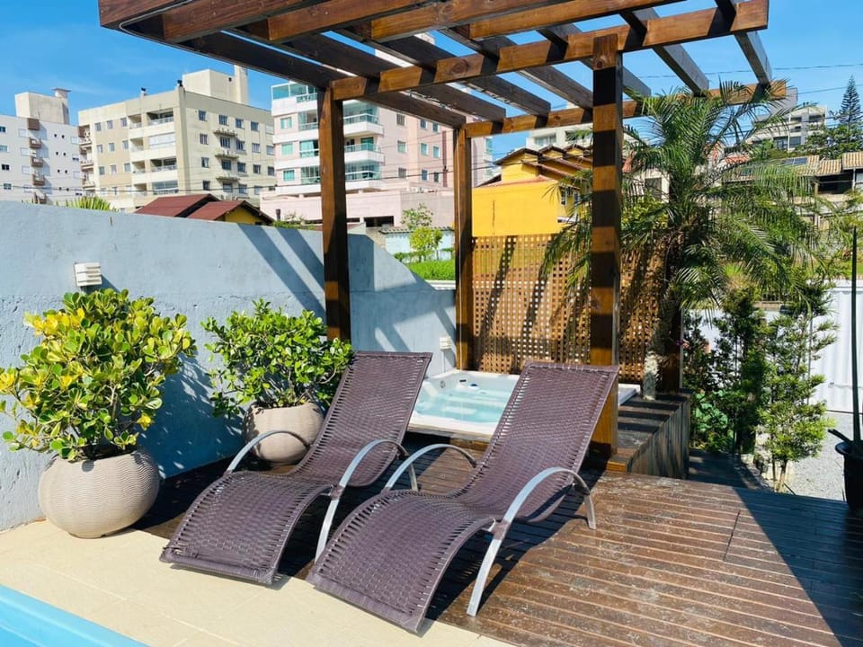 View (from property/room), Pool view, sunbed
