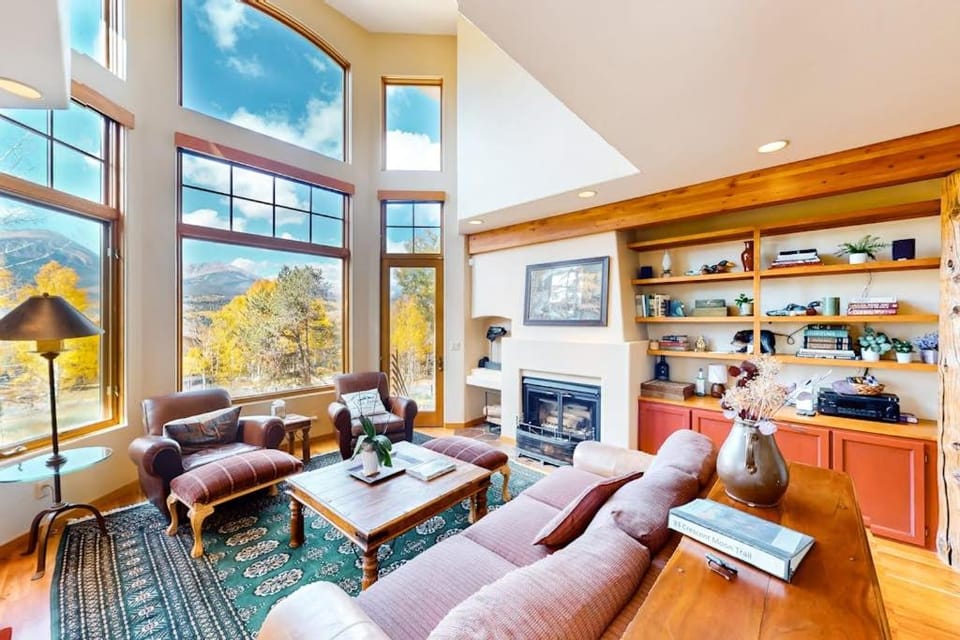 Crescent Moon Sanctuary House in Silverthorne