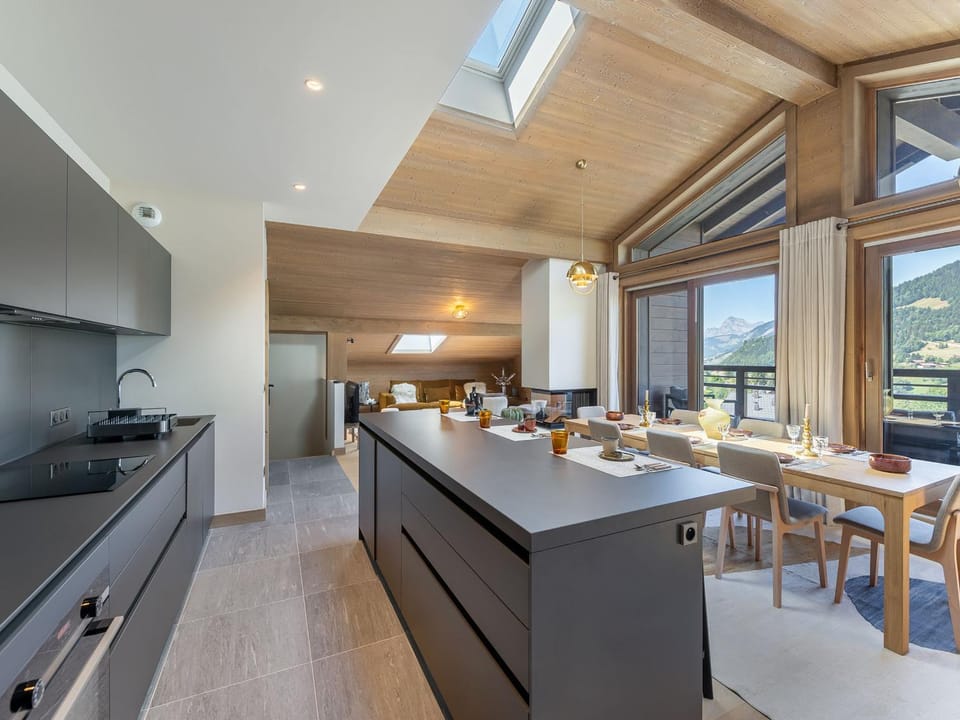 Duplex à Megève avec spa, piscine, salle de sport et cheminée - FR-1-569-32 Apartment in Megève