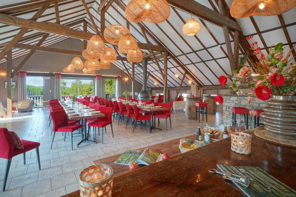 Living room, Banquet/Function facilities, Seating area