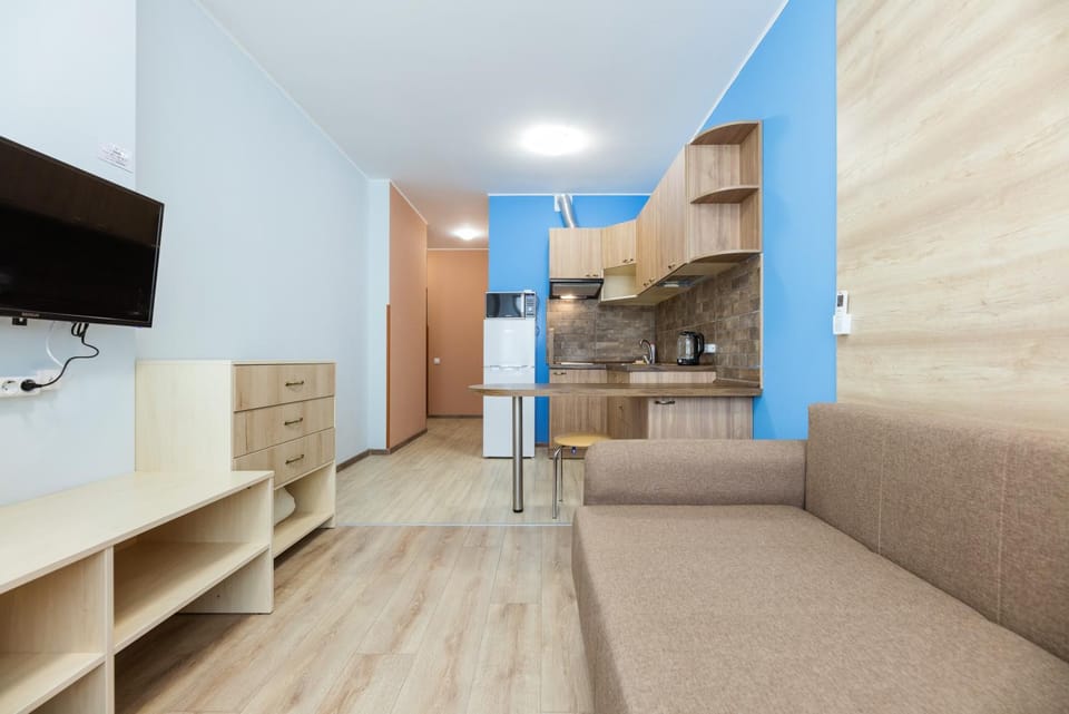TV and multimedia, Living room, Seating area, Dining area, wardrobe