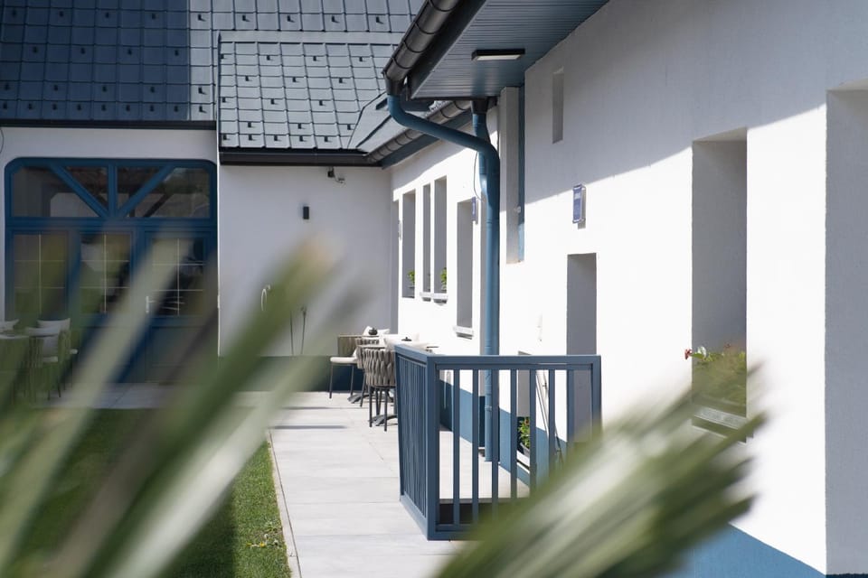 Property building, Balcony/Terrace