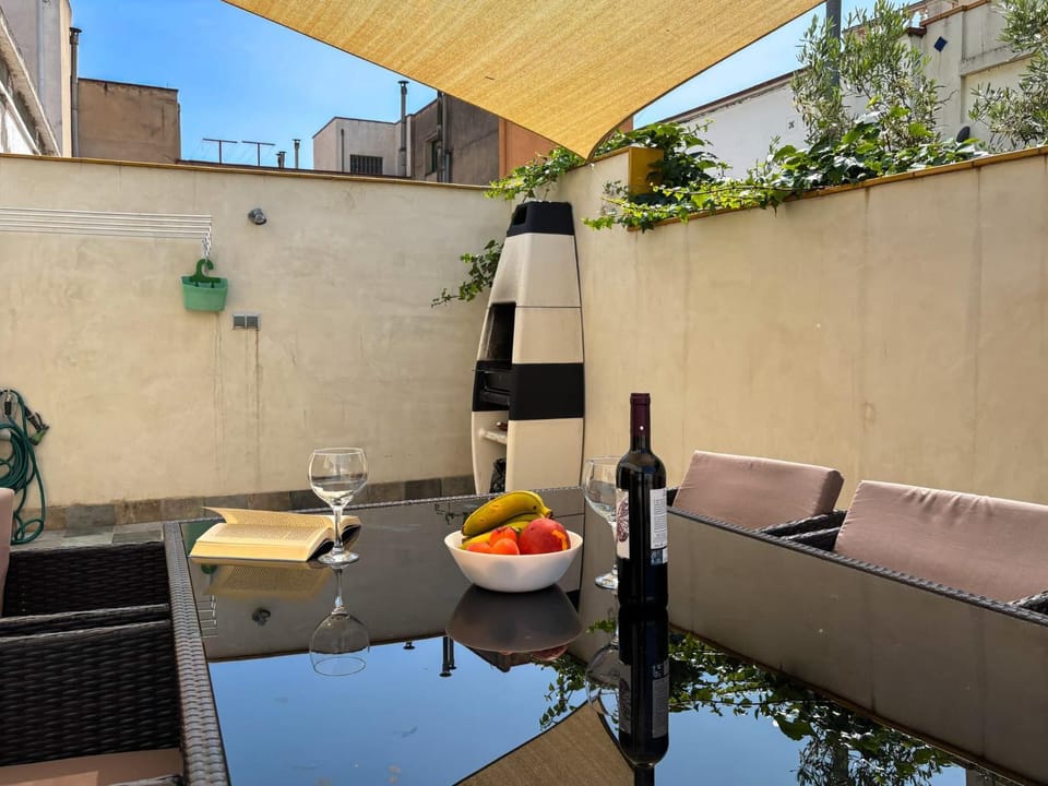 BBQ facilities, Solarium, Balcony/Terrace