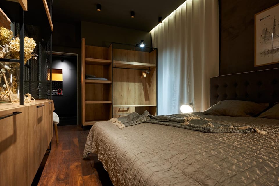 Bed, Photo of the whole room, Bedroom, wardrobe