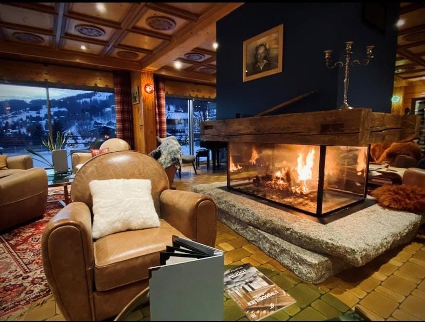 Living room, flat iron